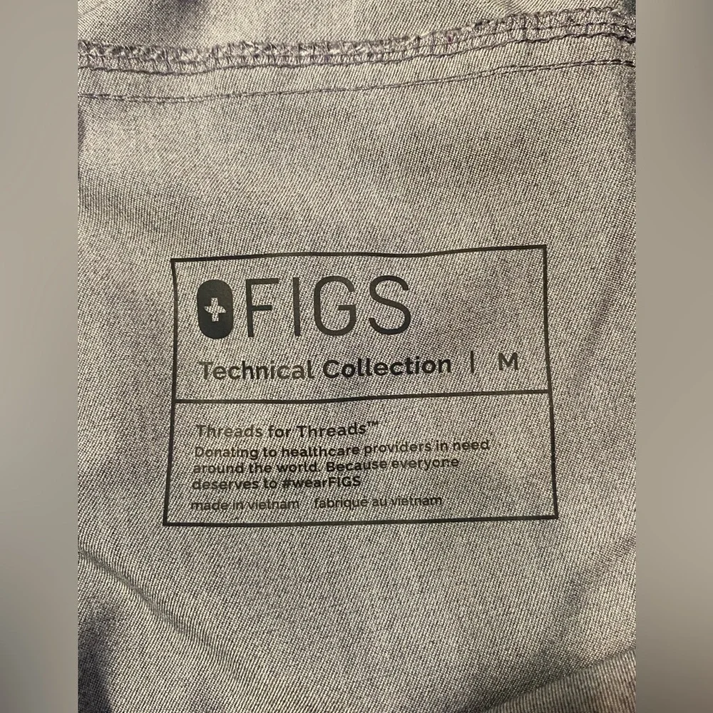 Figs Scrub Pants Womens Medium Kuaro Cargo W20SW2034 Nurse‎ Graphite Gray